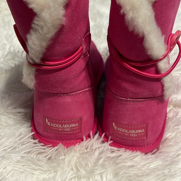 Koolaburra UGG Kids Boots - Picture 2 of 5